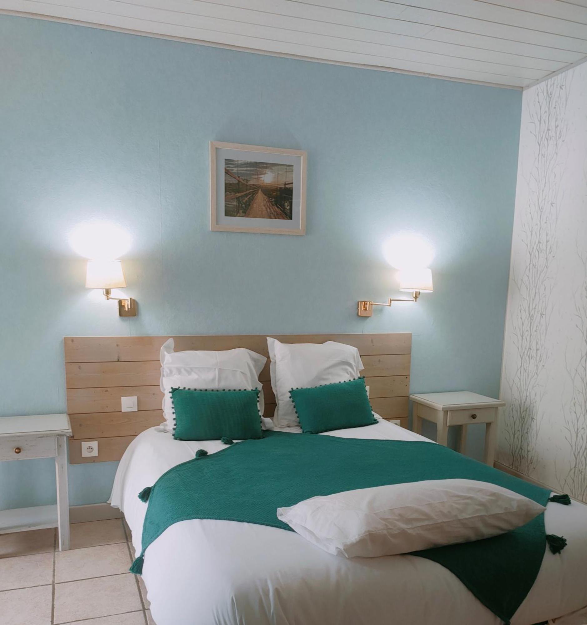 Le Royal Hotel Saint-Pol-sur-Ternoise Bagian luar foto